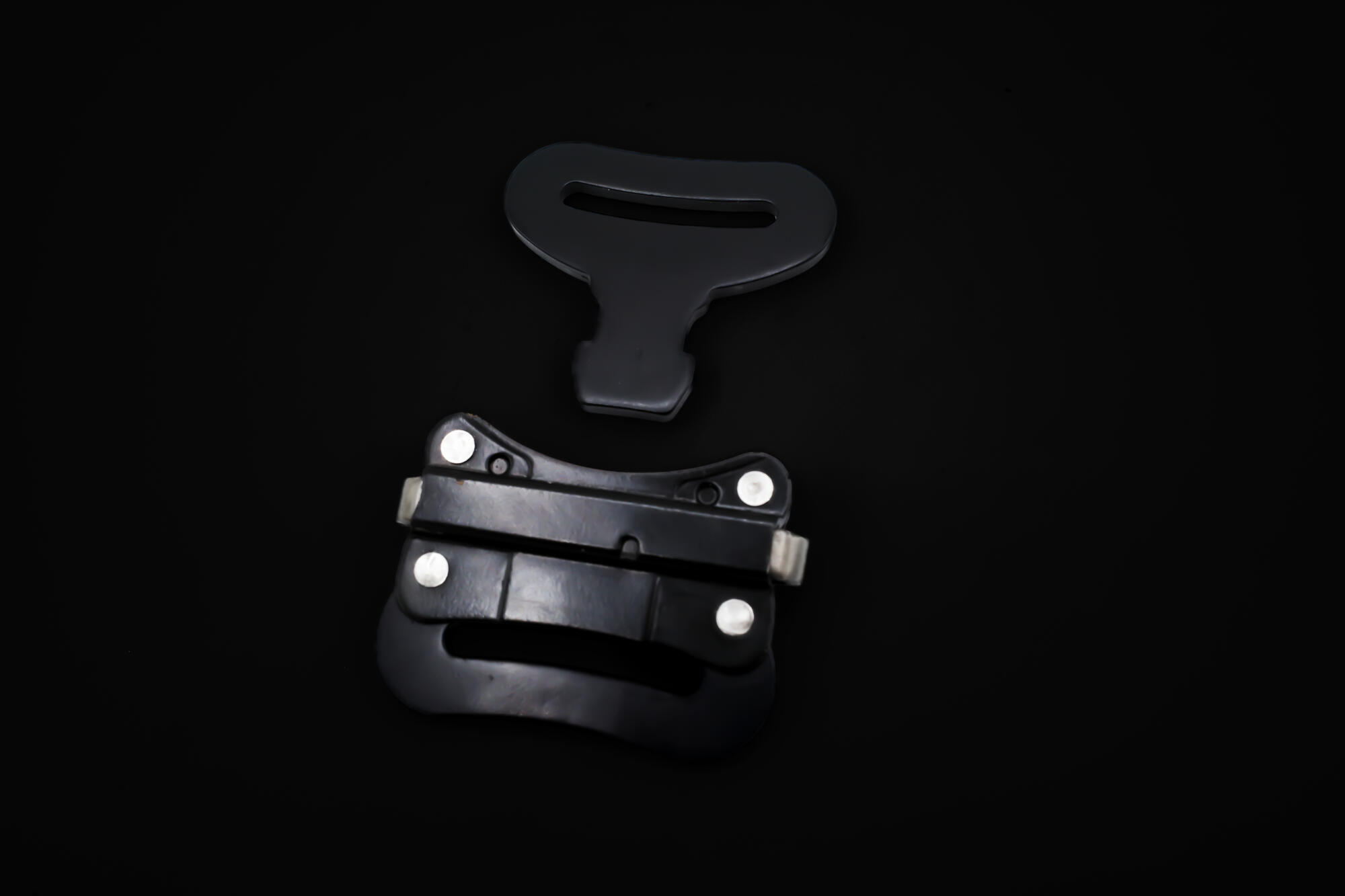 boucle automatique compacte pour sangle de 30 mm par Get Com Technologies à Annecy
